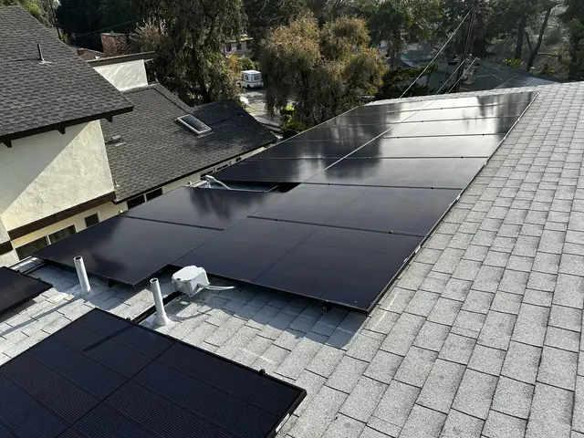 Home solar installation in Altadena, CA
