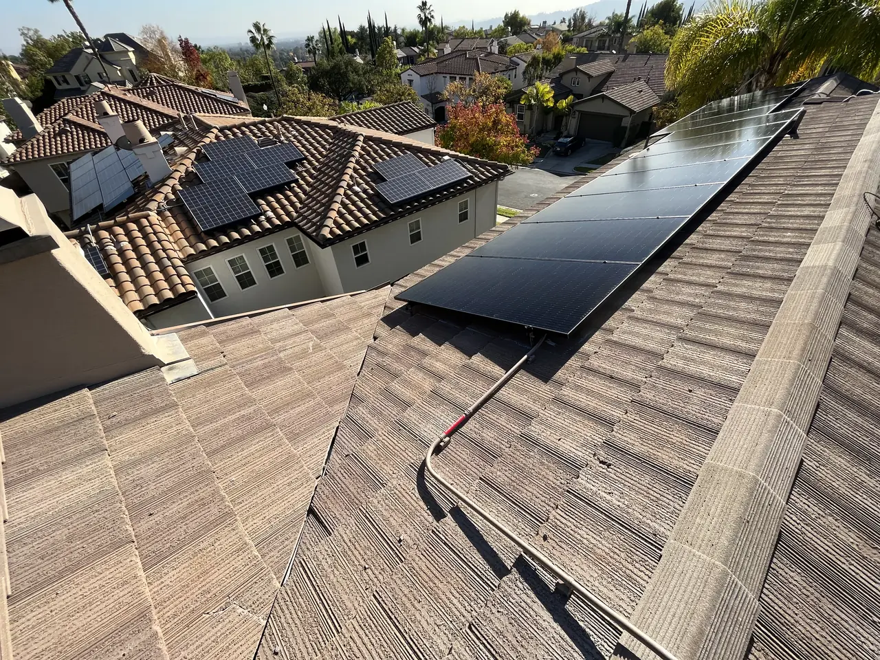 Home solar installation in Altadena, CA