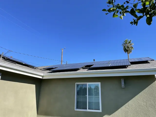 Home solar installation in Burbank, CA