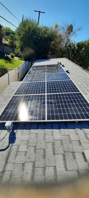 Home solar installation in Canoga Park, CA