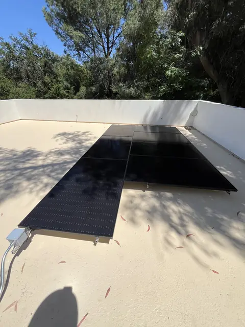 Home solar installation in Chatsworth, CA
