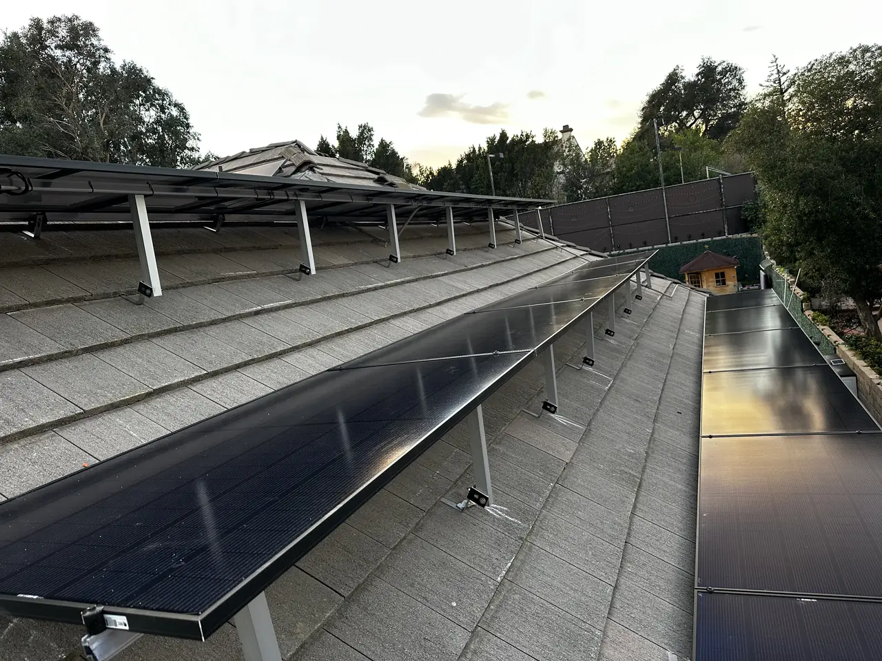 Home solar installation in Chatsworth, CA