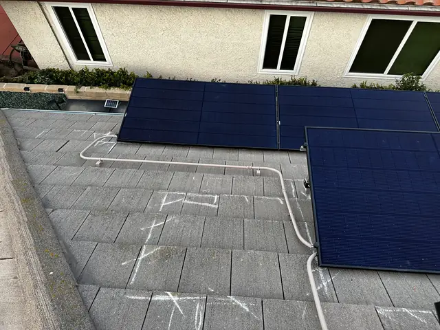 Residential PV system installed in Chatsworth, CA