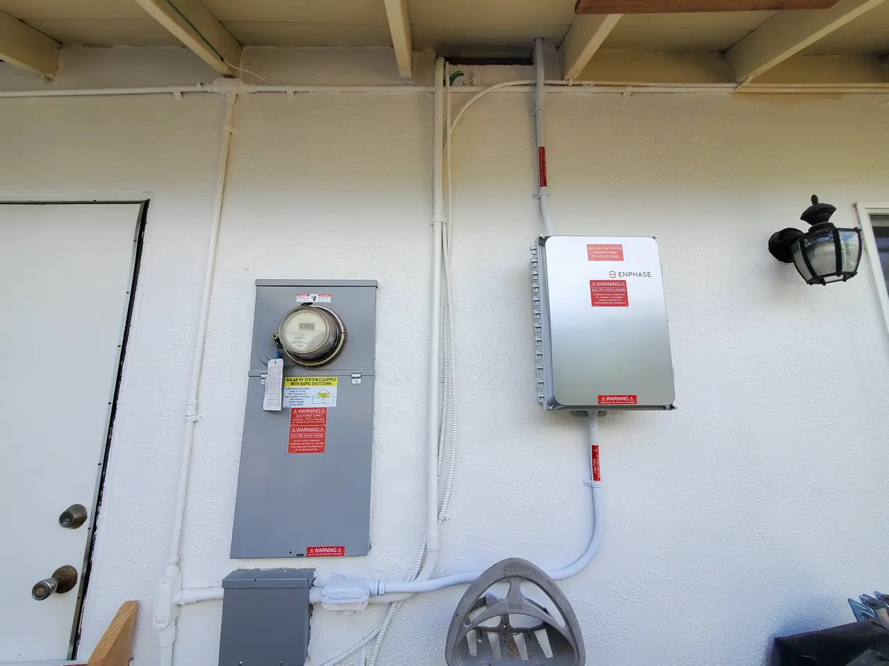 8.1 kW Enphase microinverter system in Chatsworth
