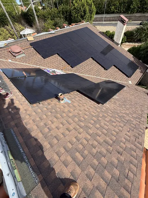 Home solar installation in Chatsworth, CA