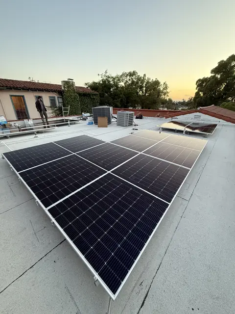 solar panel array on a flat roof in Glendale, CA
