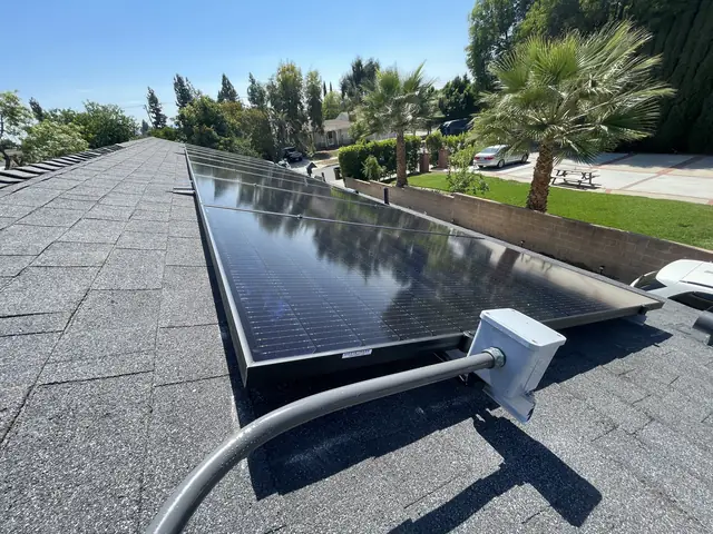 3.1 kW solar panel array on a rooftop in Granada Hills, CA
