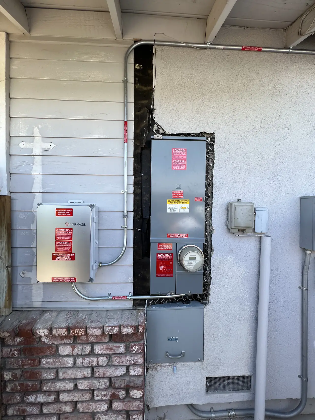 The panel came out. What went back has a bigger busbar