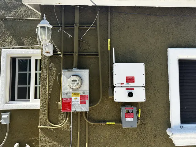Rooftop solar installation by Cali Energy in Lakewood, CA