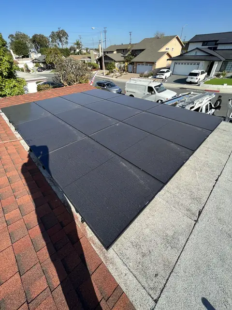 Rooftop solar installation by Cali Energy in Lakewood, CA