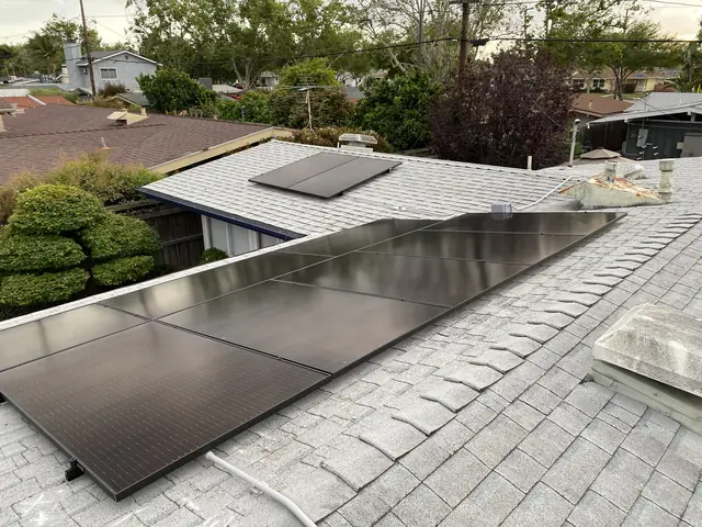 Home solar installation in Long Beach, CA