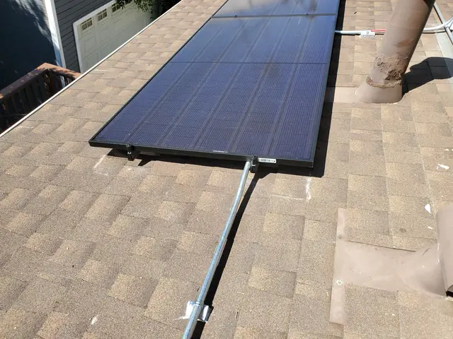 Home solar installation in Los Angeles, CA