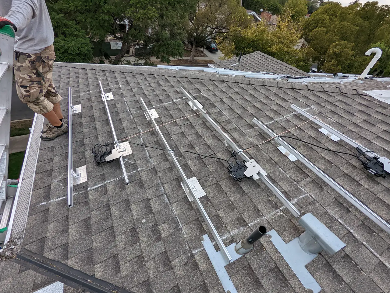 Completed residential solar project in Los Angeles, CA