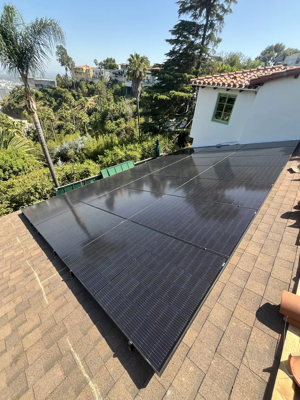 Forty high-efficiency panels with Enphase IQ8 microinverters in Los Angeles