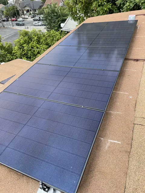 Home solar installation in Los Angeles, CA