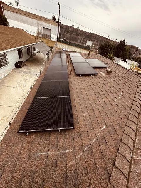 Home solar installation in Los Angeles, CA