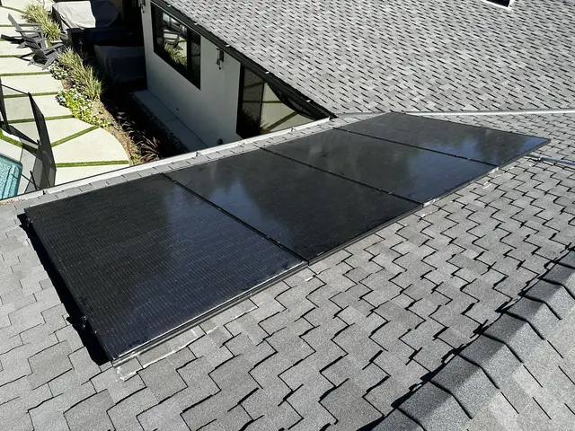 Completed residential solar project in Los Angeles, CA