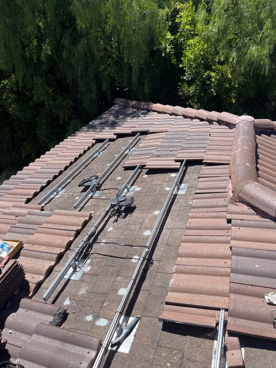 Home solar installation in Los Angeles, CA