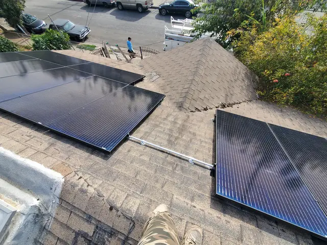 Home solar installation in Los Angeles, CA