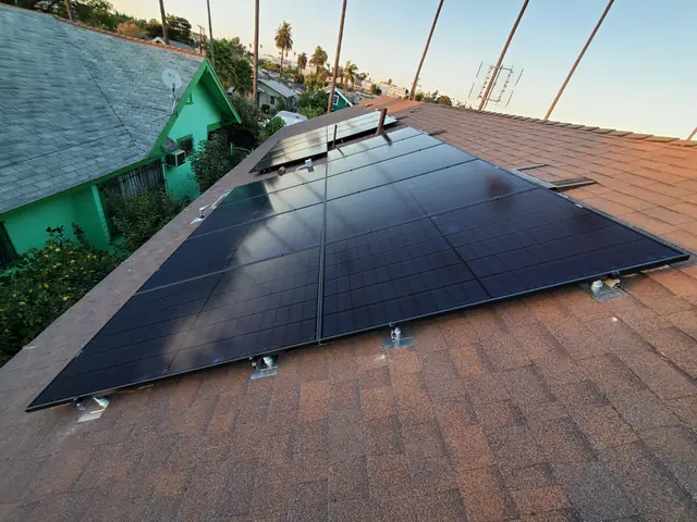 Completed residential solar project in Los Angeles, CA