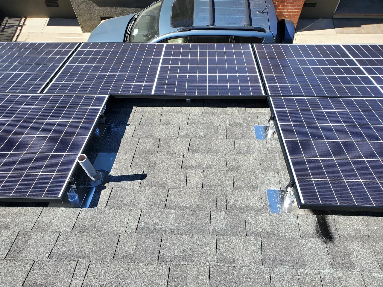 Completed residential solar project in Los Angeles, CA