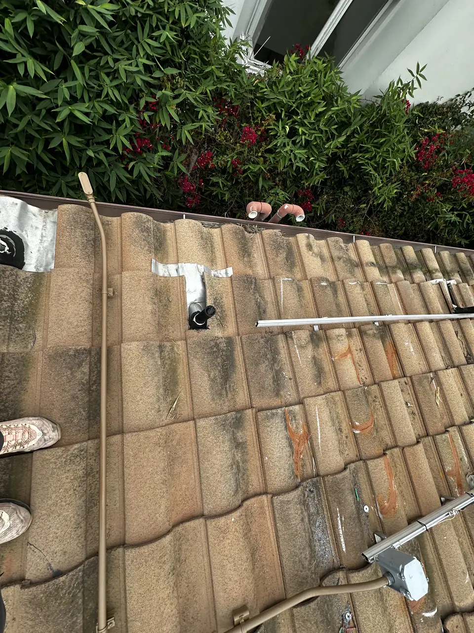 solar panel array on a tile roof in Los Angeles, CA