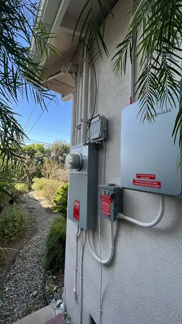 Solar & battery projects in Monrovia, CA
