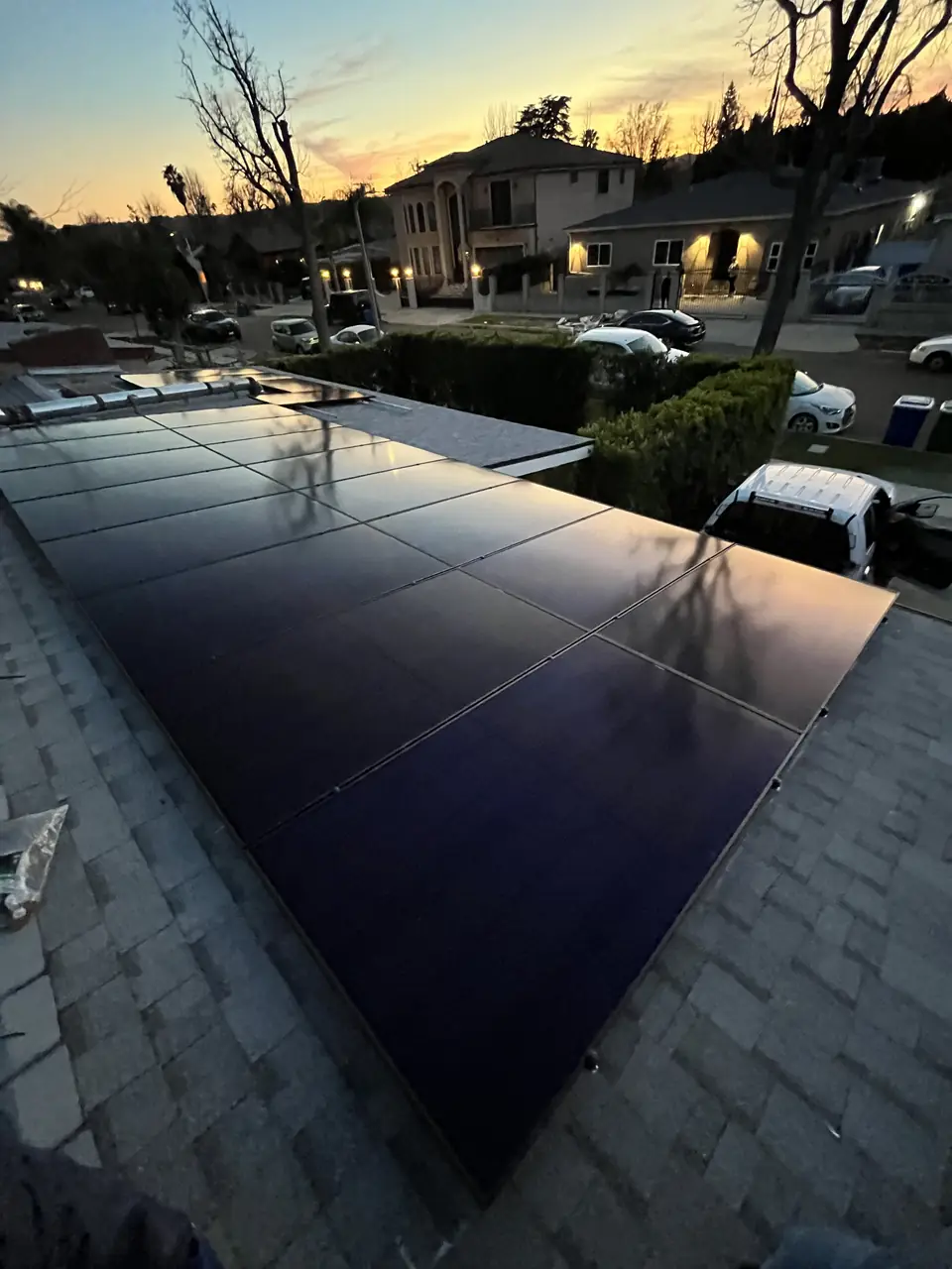 Rooftop solar installation by Cali Energy in North Hollywood, CA