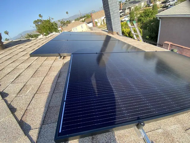 Residential PV system installed in North Hollywood, CA