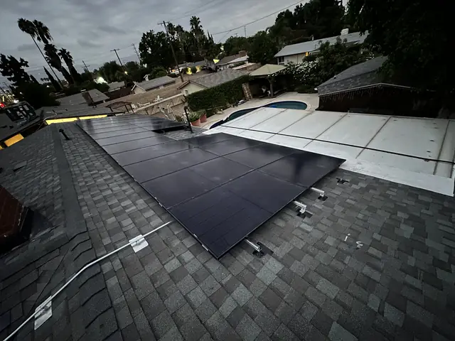 Home solar installation in Northridge, CA