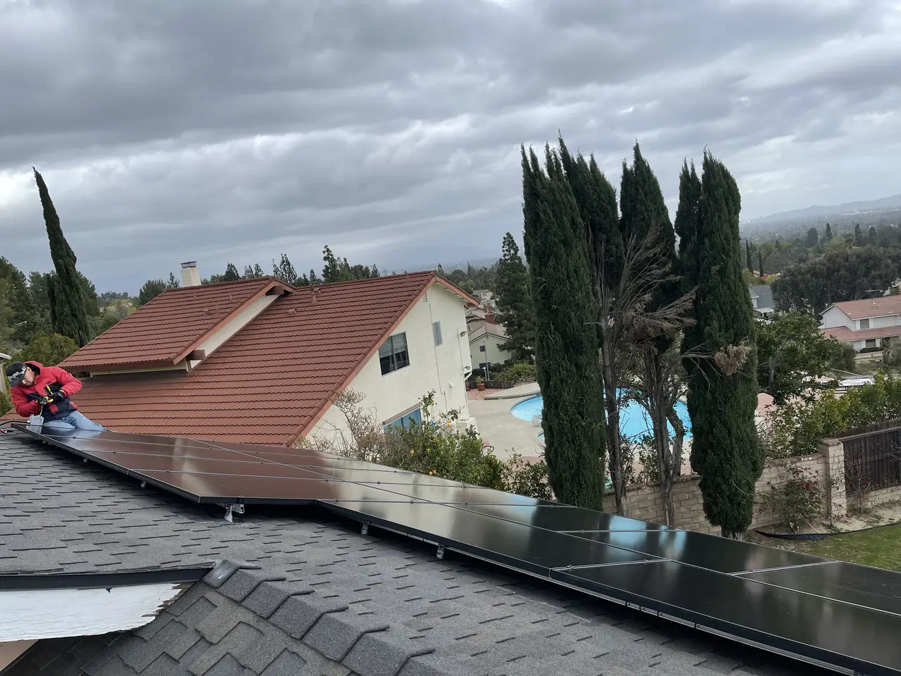5.1 kW solar panel array on a rooftop in Northridge, CA