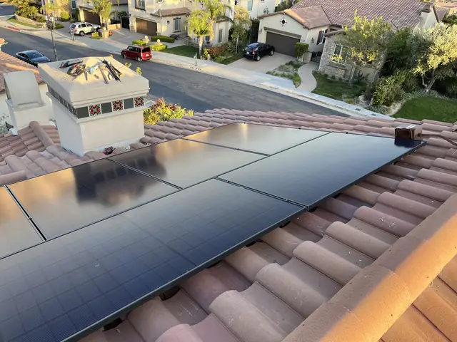 Home solar installation in Northridge, CA