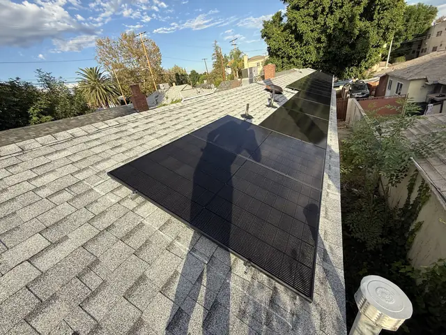 solar panel array on a rooftop in Northridge, CA