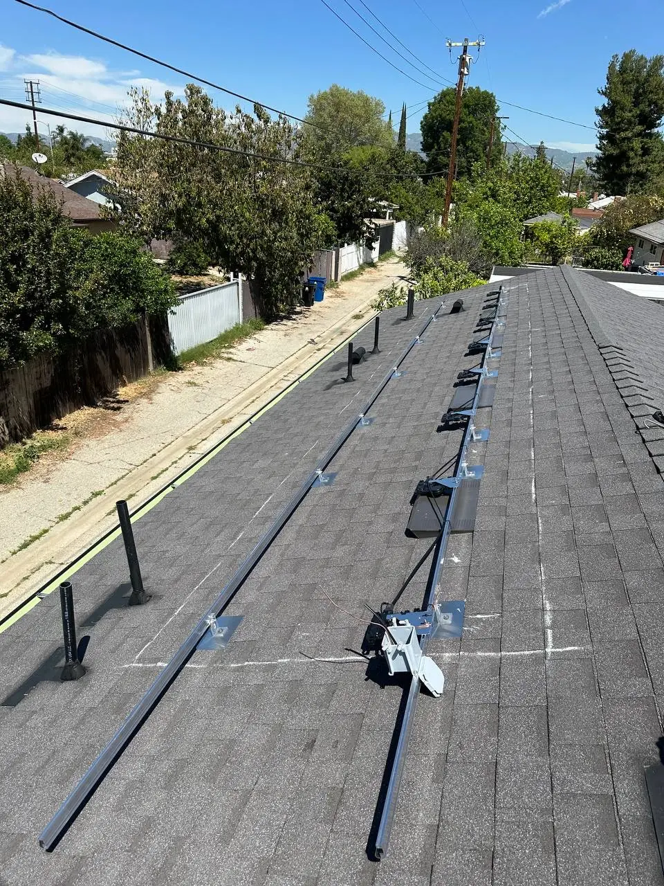 Completed residential solar project in Northridge, CA