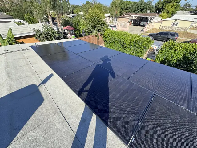 Home solar installation in Pacoima, CA