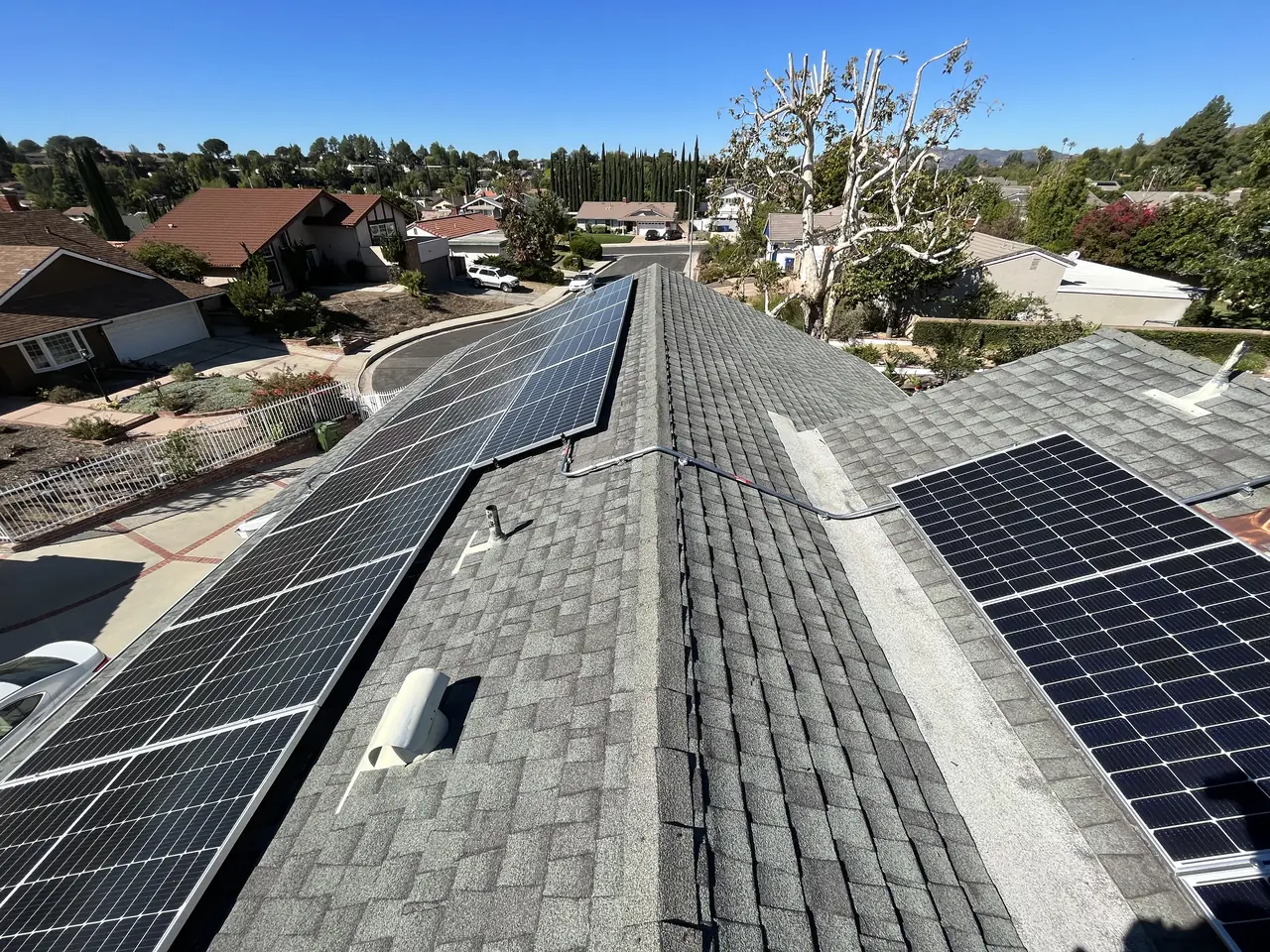 9.9 kW solar panel array on a rooftop in Porter Ranch, CA