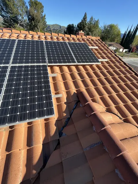Residential PV system installed in Porter Ranch, CA