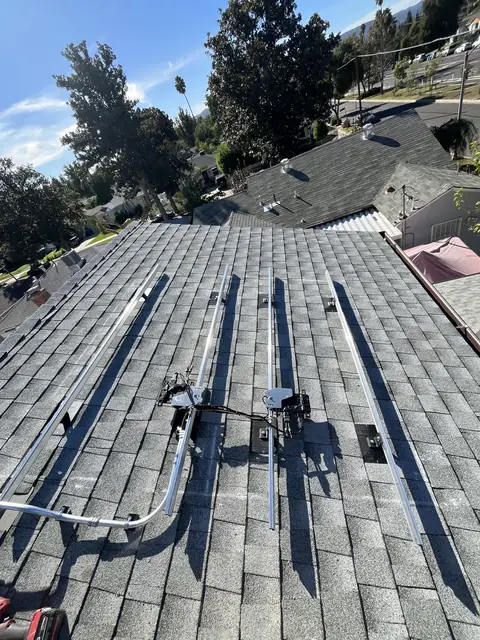 Home solar installation in Reseda, CA