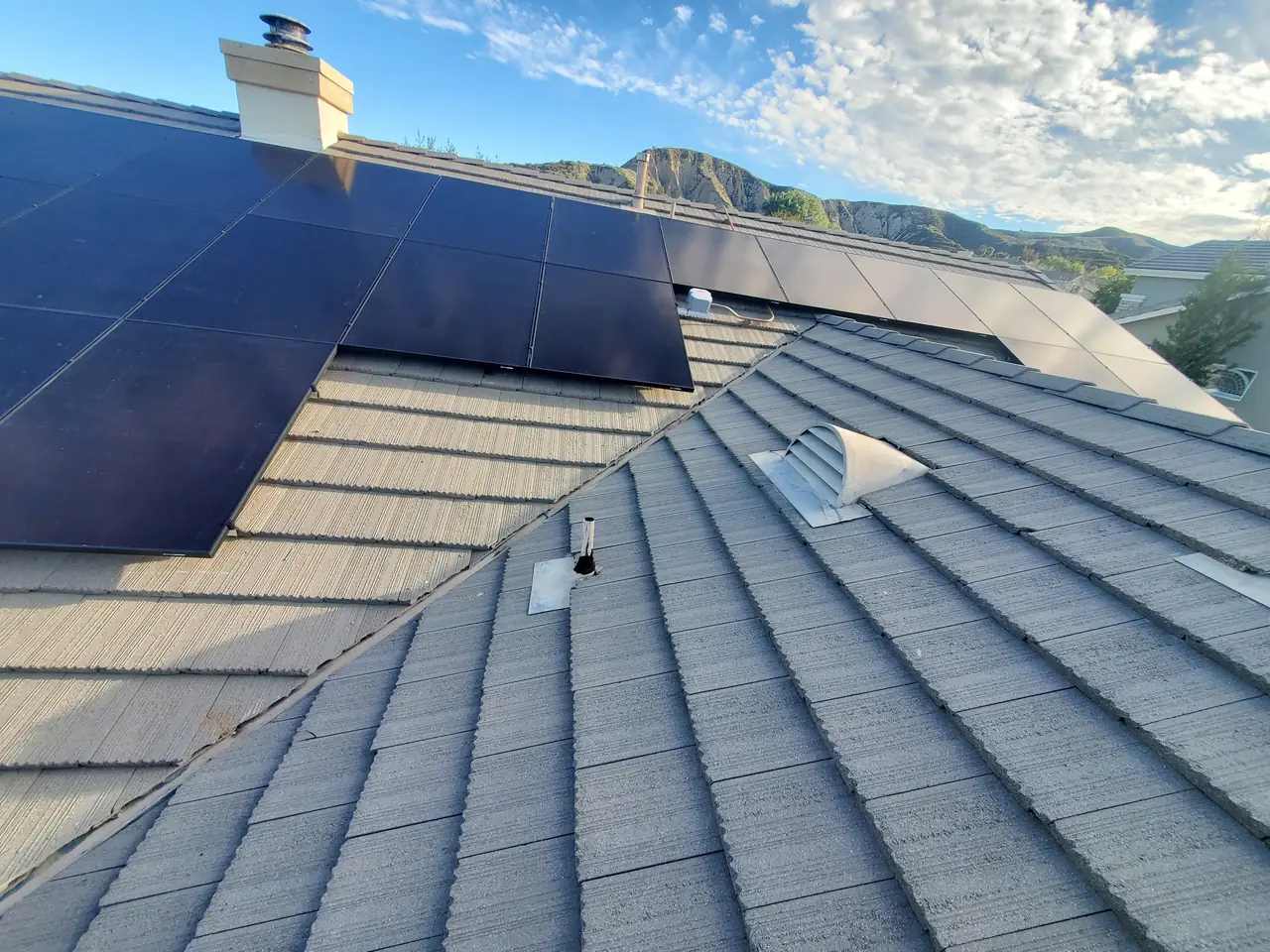 Rooftop solar installation by Cali Energy in Santa Clarita, CA