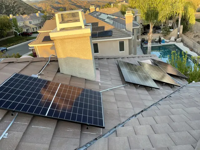 Residential PV system installed in Santa Clarita, CA