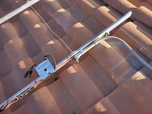 Home solar installation in Santa Clarita, CA