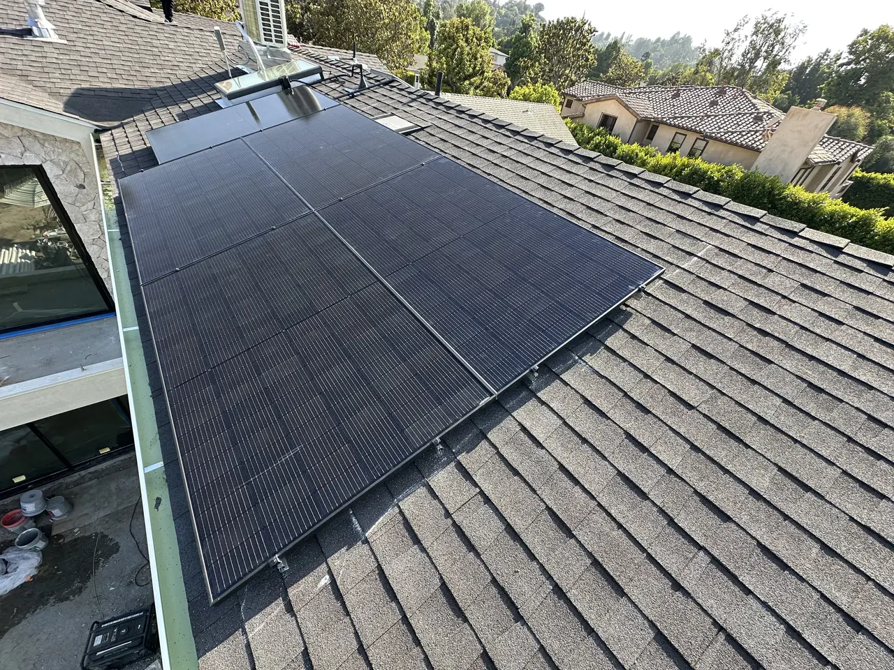 Aptos panels with Enphase IQ7A microinverters in Sherman Oaks