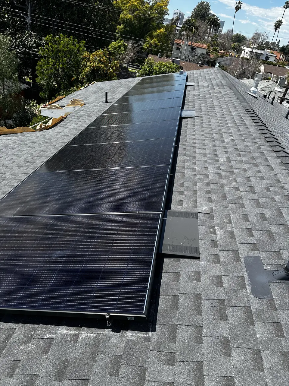 Home solar installation in Sherman Oaks, CA