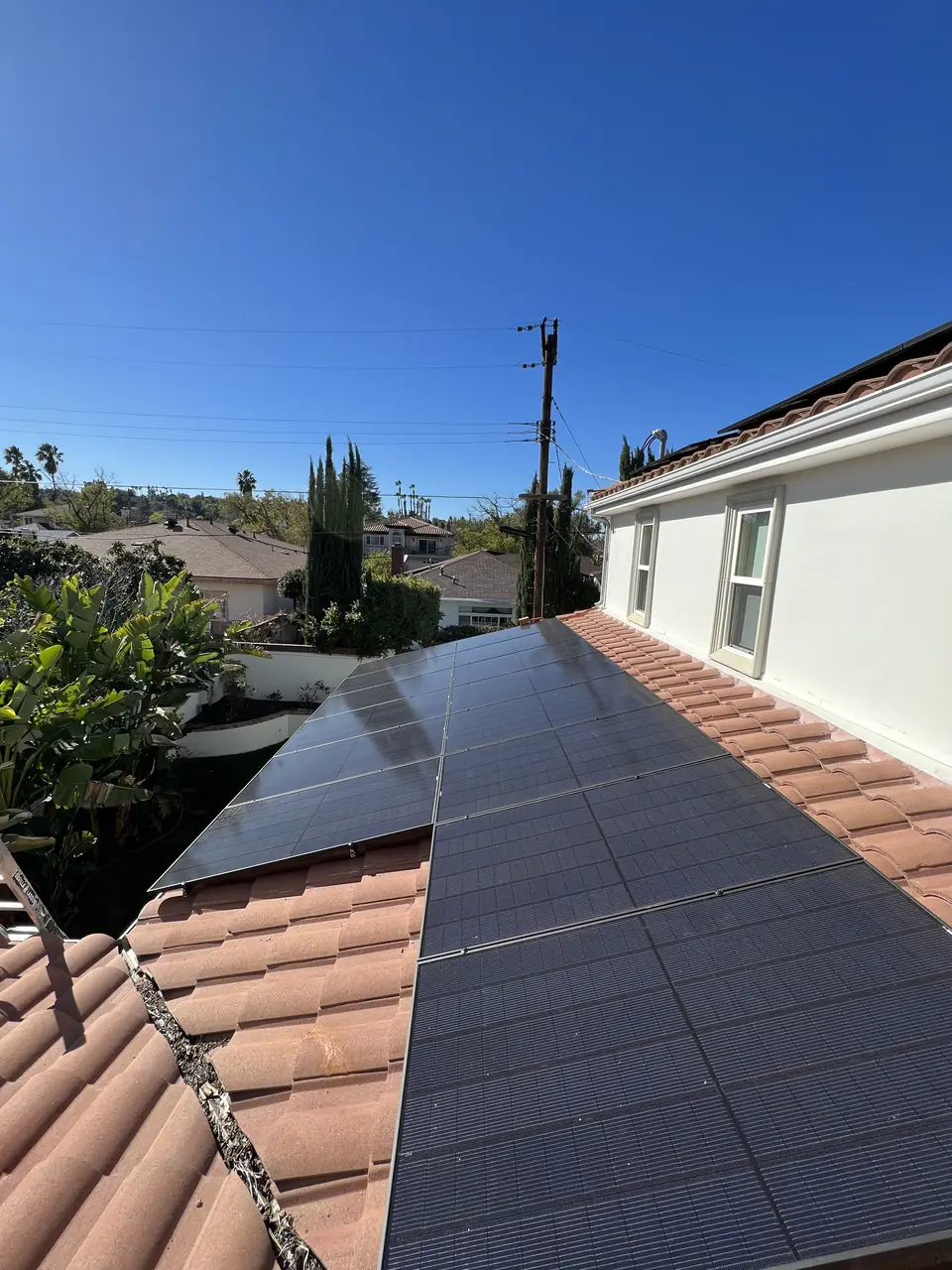 Rooftop solar installation by Cali Energy in Tarzana, CA
