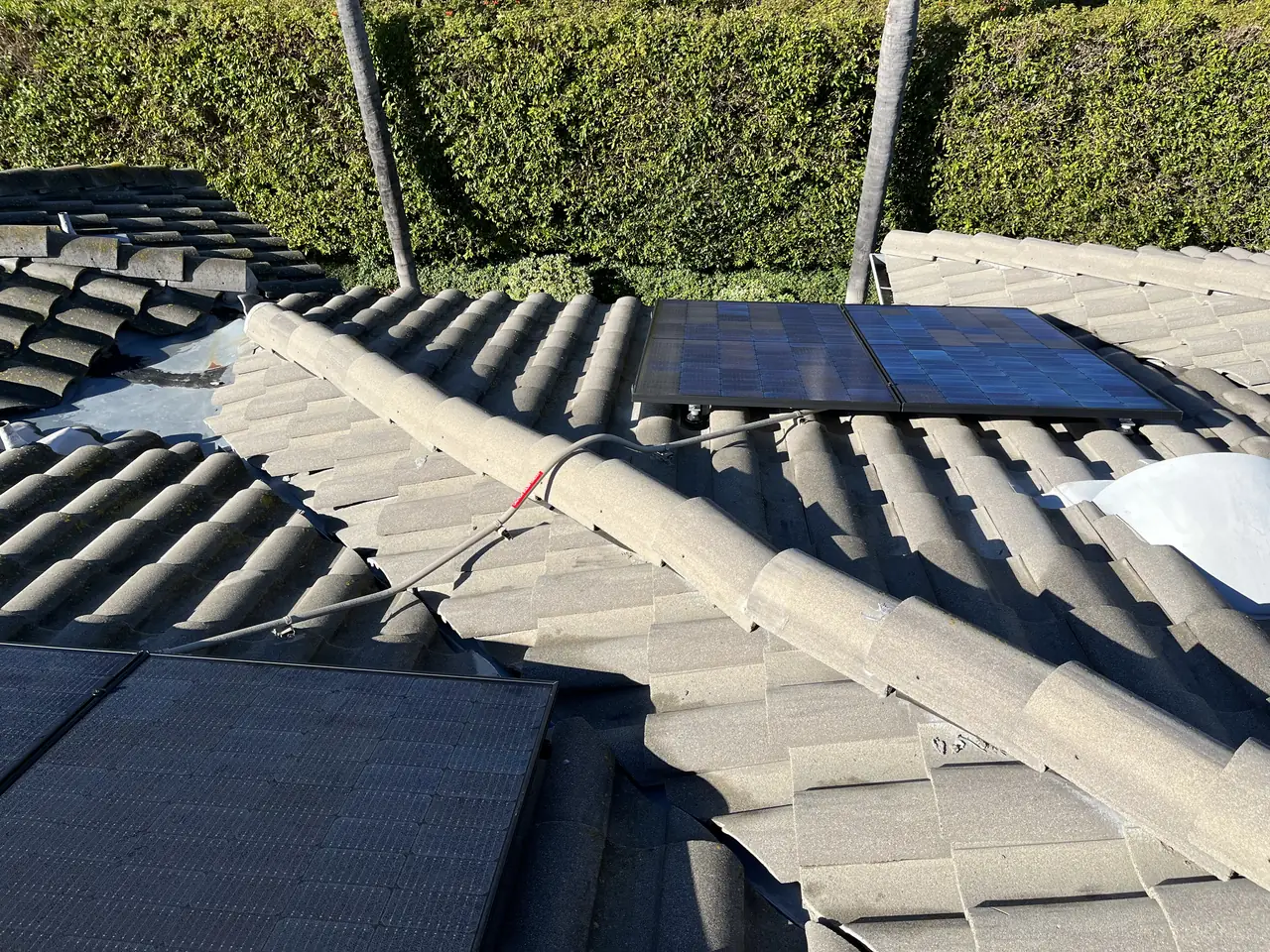 Home solar installation in Tarzana, CA