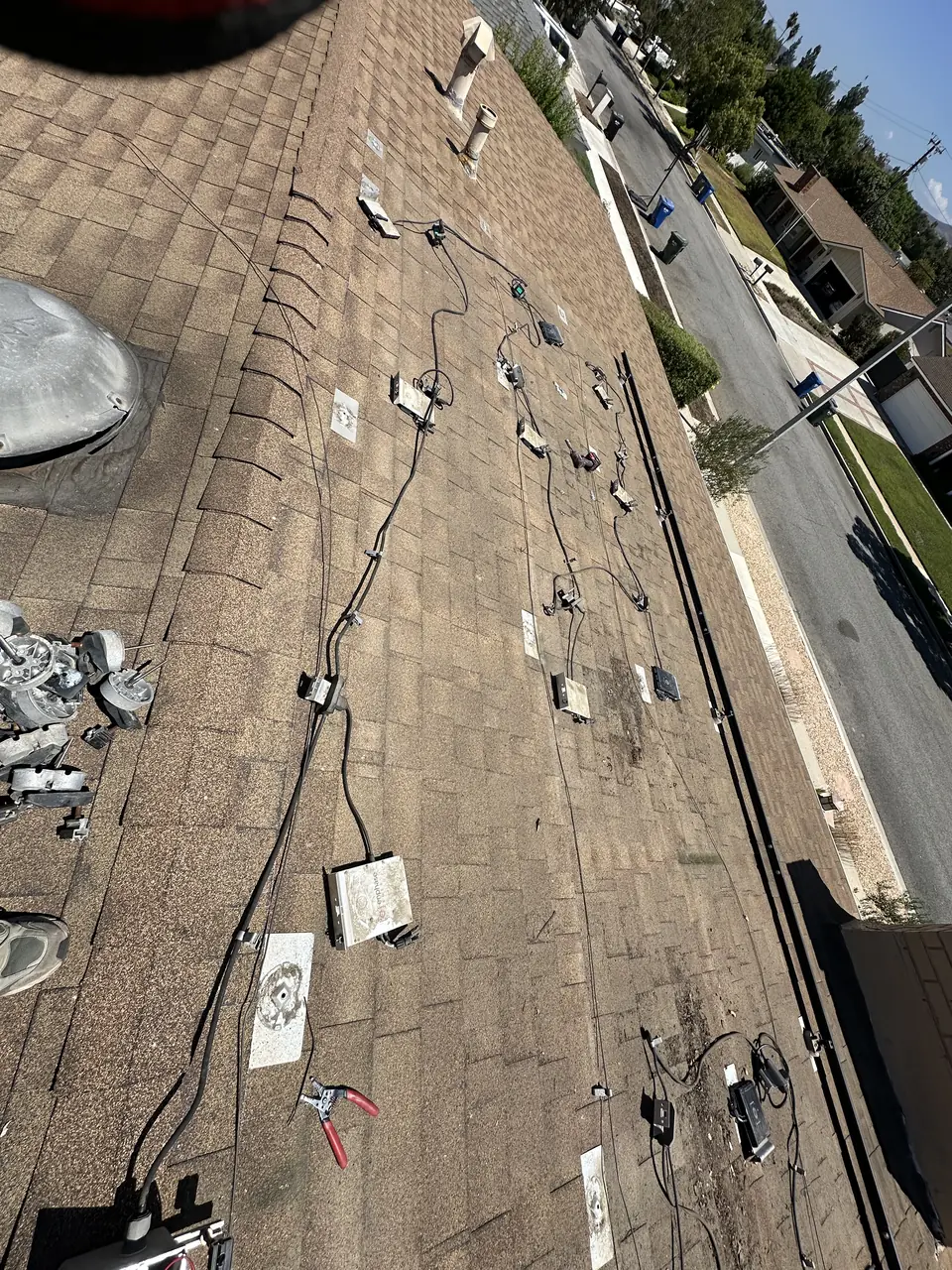 Residential PV system installed in Thousand Oaks, CA