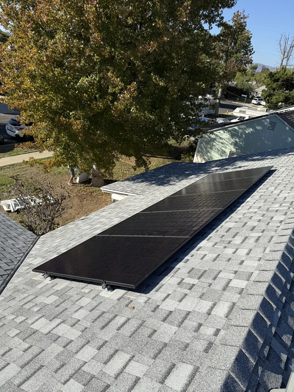 Residential PV system installed in Van Nuys, CA