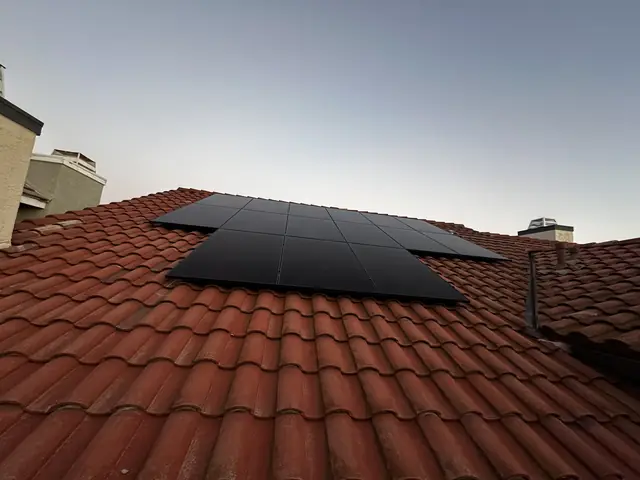 Residential PV system installed in West Hills, CA