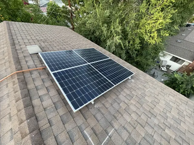 Home solar installation in West Hills, CA