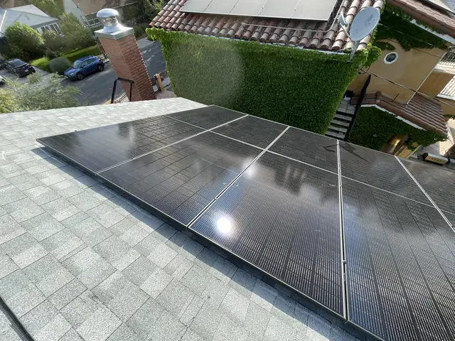 Home solar installation in Woodland Hills, CA
